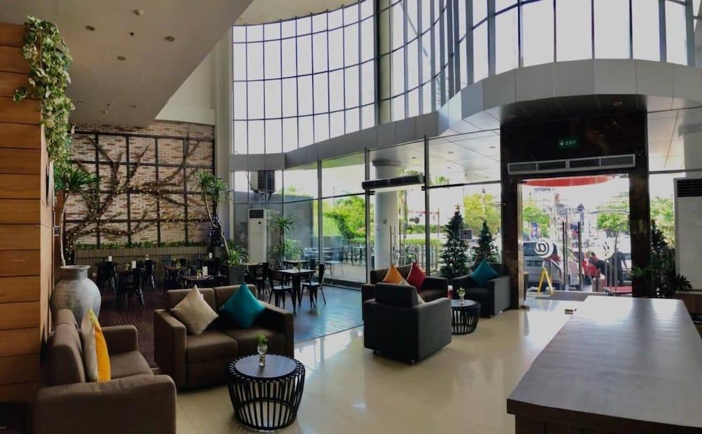 @Hom Semarang Simpang Lima Otel Dış mekan fotoğraf