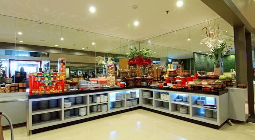 @Hom Semarang Simpang Lima Otel Dış mekan fotoğraf